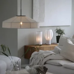Globo bordslampa vit/svart