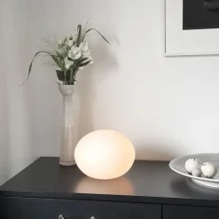 Globus 24 cm bordslampa vit