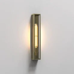 Harvard 500 vägglampa IP44 mässing