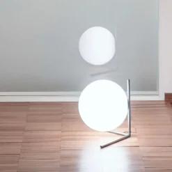IC Lights T2 bordslampa krom