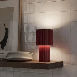 Iluma portabel bordslampa röd