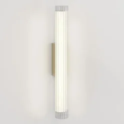 Io 665 vägglampa IP44 matt guld