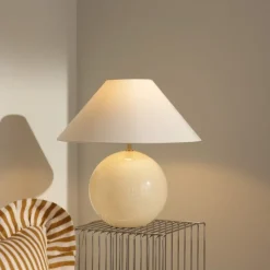 Iris 45 bordslampa creme