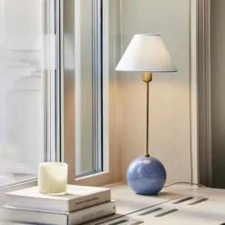 Iris 20 bordslampa duvblå