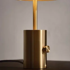 Joey bordslampa mässing