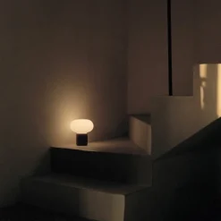 Karl-Johan Portable bordslampa Cold Black