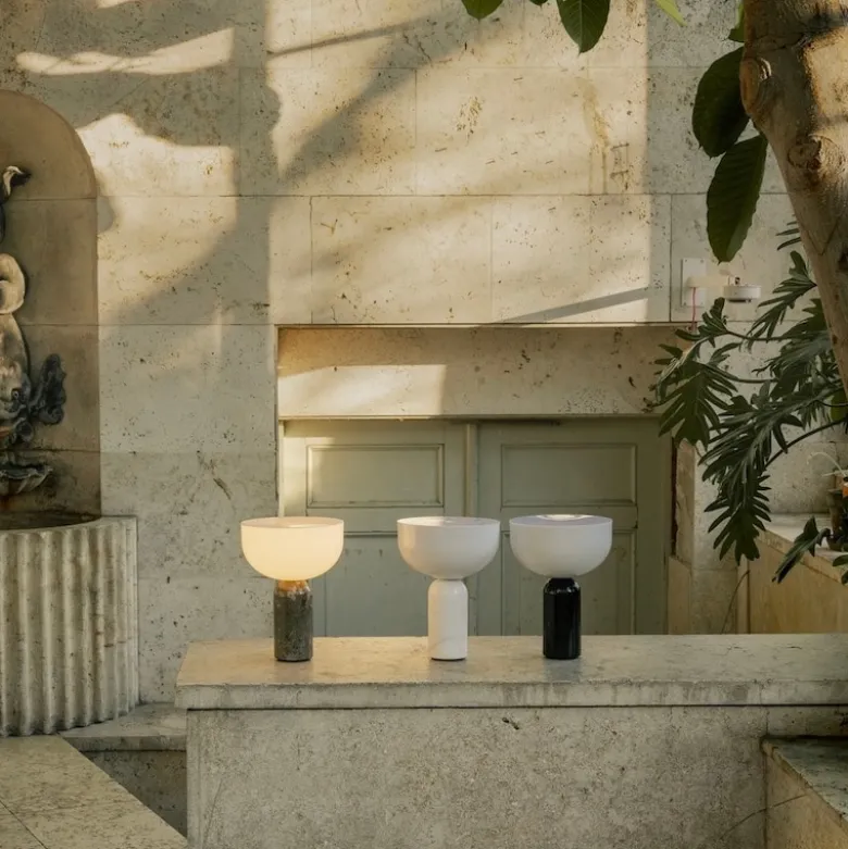 Kizu portable bordslampa White Marble