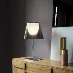 Ktribe T1 bordslampa fumée