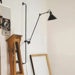 Lampe Gras N°214 vägglampa conic svart
