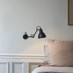 Lampe Gras N°204 vägglampa round svart