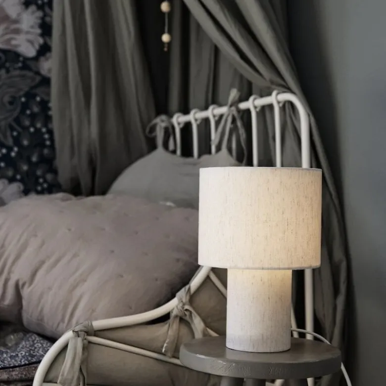 Leah 28 cm bordslampa ljusbeige