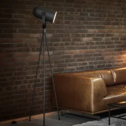 Le Klint 362 Carronade II golvlampa svart/svart ek