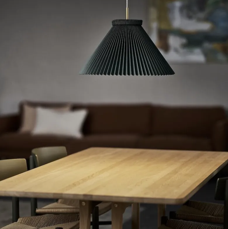 Le Klint 1-30 taklampa mässing/moss green