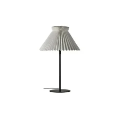 Le Klint 334T bordslampa svart/standard