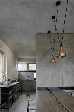 Les Acrobates de gras N°323 L taklampa round koppar