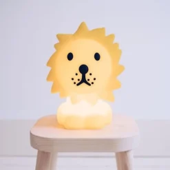 Lion First Light