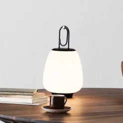 Lucca SC51 bordslampa opal glas/black