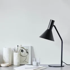 Lyss bordslampa matt black