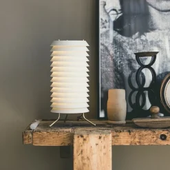 Maija 15 bordslampa vit
