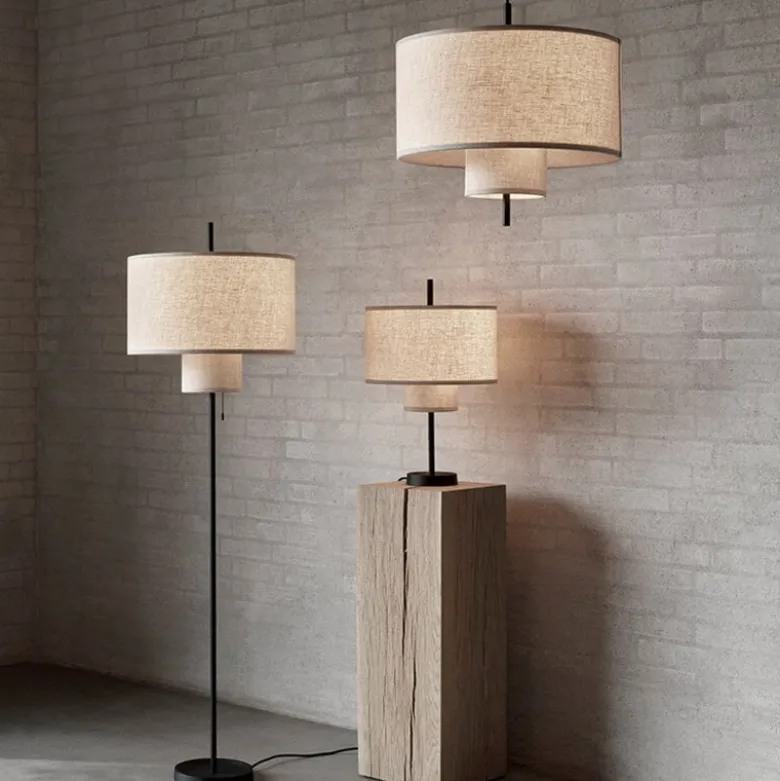Margin bordslampa beige canvas