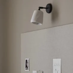 Material vägglampa the black sheep edition vit marmor/svart