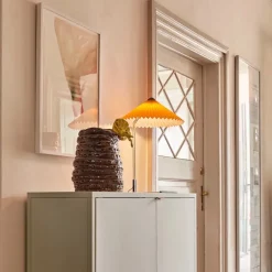 Matin 380 bordslampa yellow/brass