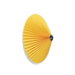 Matin 380 Flush Mount tak/vägglampa yellow