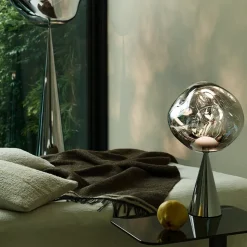 Melt Cone Fat bordslampa silver/ silver