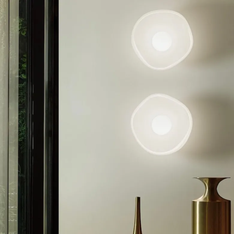 Melt Surface plafond/vägglampa opal/silver