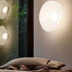 Melt Surface plafond/vägglampa opal/silver