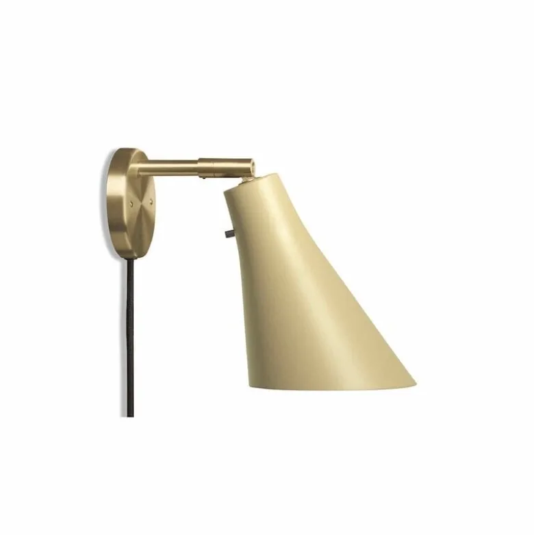 Miller vägglampa ljus sand/mässing