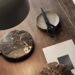 Milly bordslampa beige