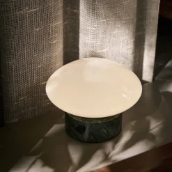Mist AP21 portabel bordslampa verde guatemala/opalglas