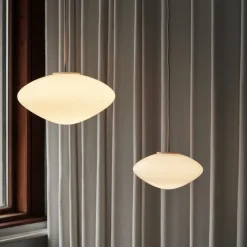 Mist AP16 taklampa opalglas