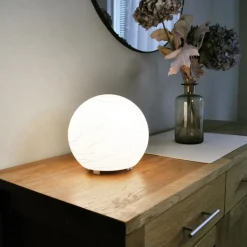 Moon 25 cm bordslampa vit