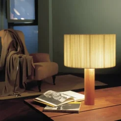Moragas bordslampa natural oak