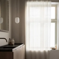 Noor S Taklampa Kromsvart/vit