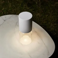 Nui mini outdoor bordslampa vit
