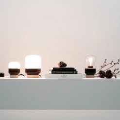 Ohm 100/190 bordslampa med dimmer E27 svart/klarglas