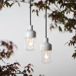 Ohm 100/215 outdoor taklampa IP44 E27 vit/klarglas