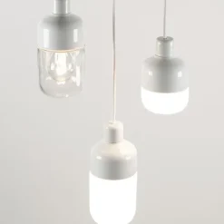 Ohm 100/215 taklampa IP44 E27 vit/matt opal