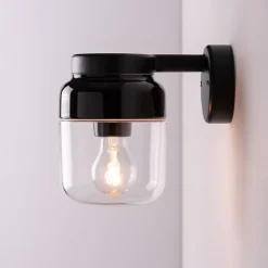 Ohm 140/205 vägglampa IP44 E27 svart/klarglas