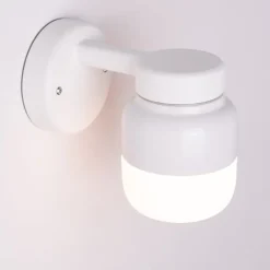 Ohm 100/150 vägglampa IP44 G9 vit/matt opal