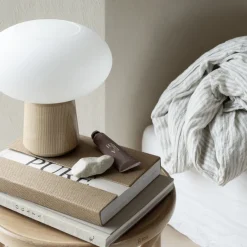 Olivia bordslampa natur