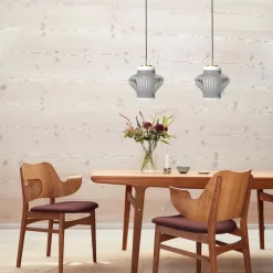 Opal lamella taklampa sky grey