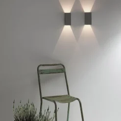 Oslo 160 vägglampa IP65 matt svart