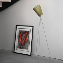 Oslo Wood Golvlampa ljus grått stativ