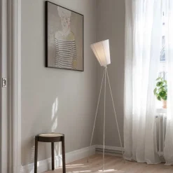 Oslo Wood Golvlampa matt vitt stativ