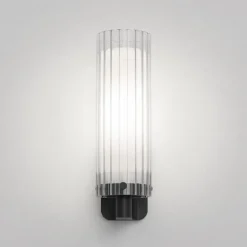 Ottavino vägglampa IP44 matt svart