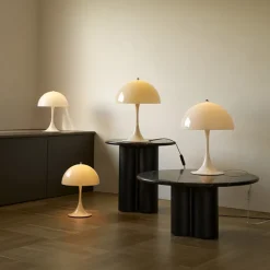 Panthella 320 Bordslampa opal white